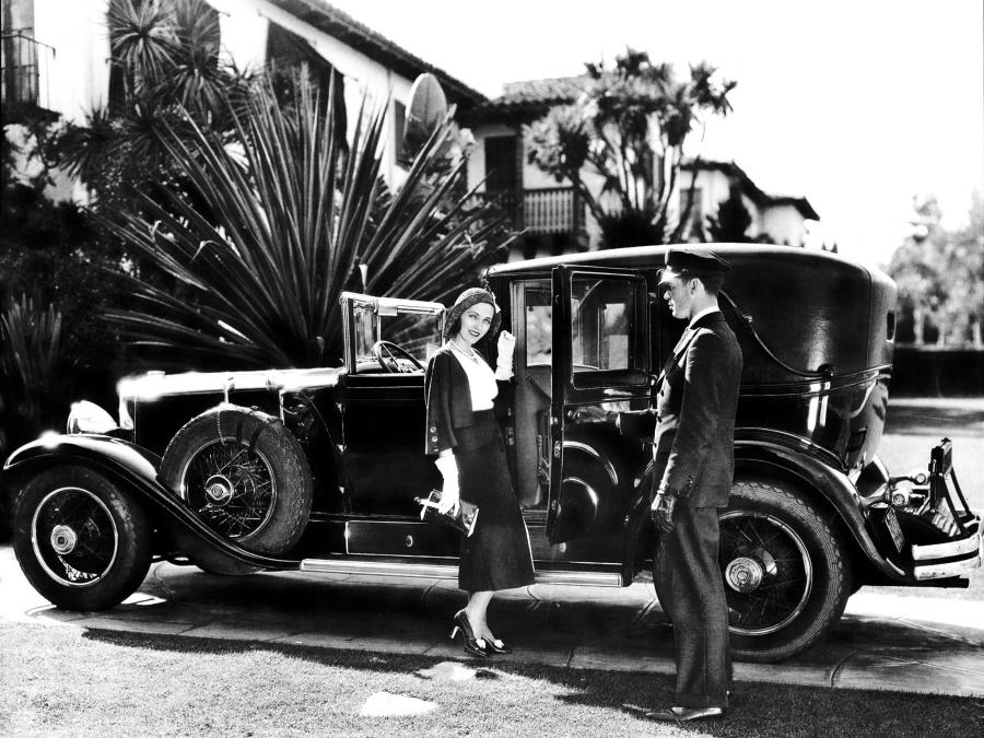  Lincoln Model L Town Car by LeBaron 1928 года  (фото 1 из 1)
